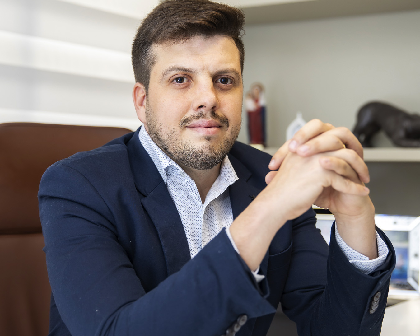 Dr. Rafael Greco em atendimento